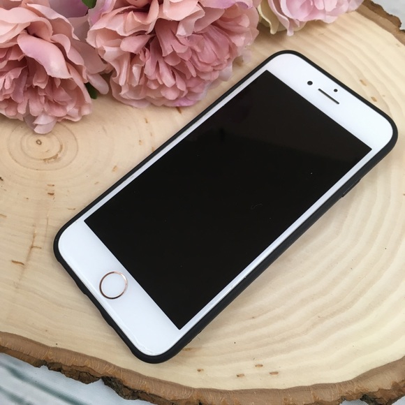 Gorgeous Leopard iPhone Case with Glitter - Picture 5 of 10